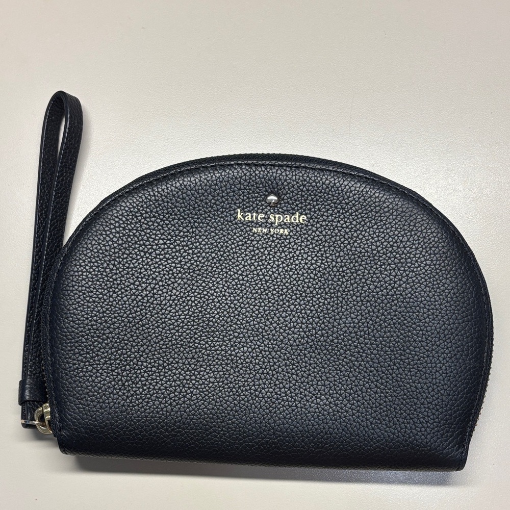 Kate Spade Larchmont Avenue Shara Leather wristlet